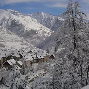 https://gites-du-presbytere-saint-dalmas-le-selvage.fr-provencehotel.com